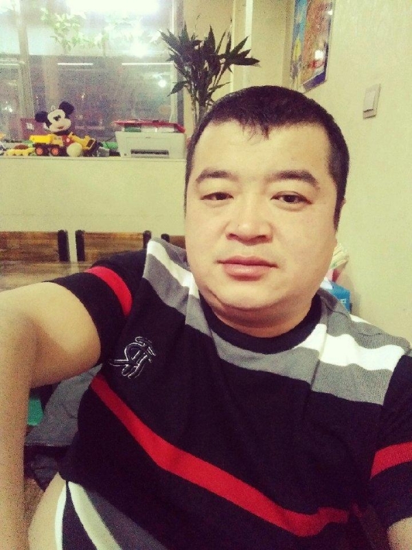 老实人的第一张照片--大连相亲服务中心