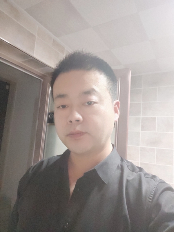 yangyongpingaoi的第二张照片--大连相亲服务中心
