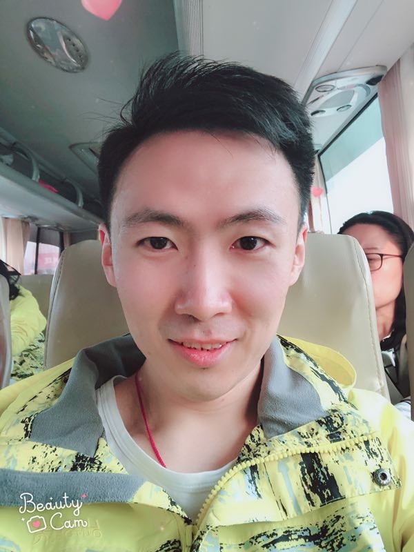 郭白白的第二张照片--大连相亲服务中心