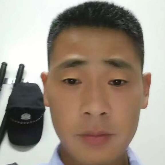 存在的第一张照片--大连相亲服务中心