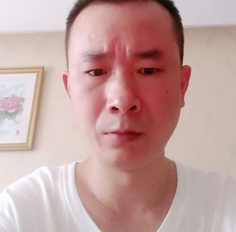 自由飞翔的第三张照片--大连相亲服务中心