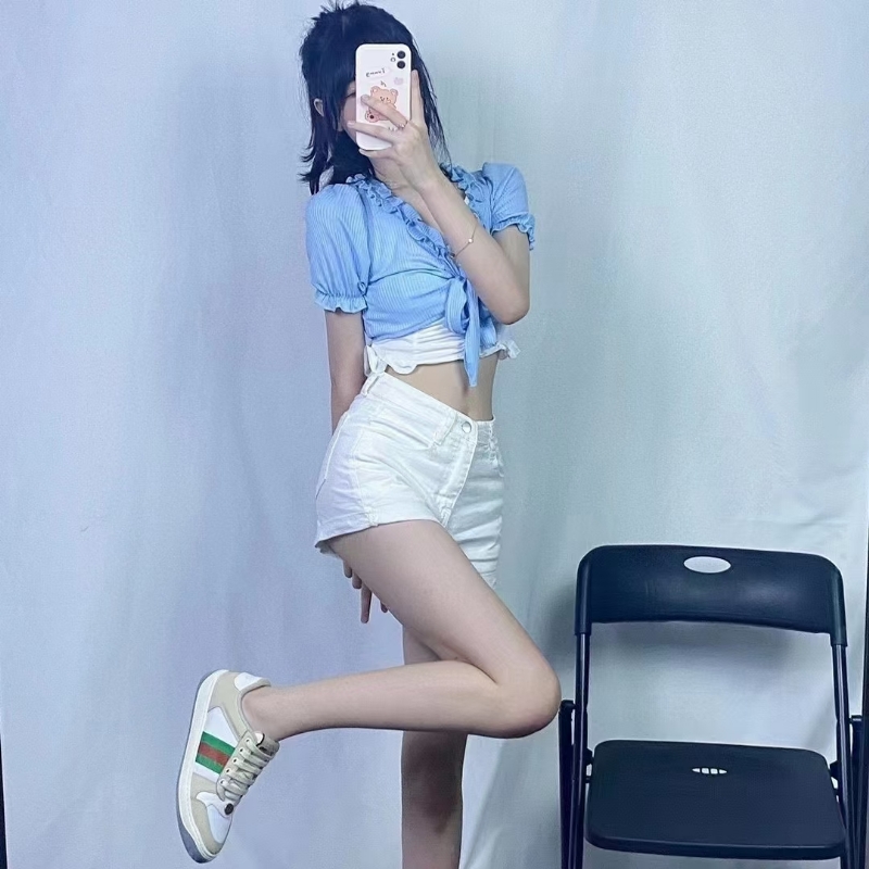 宝宝的第一张照片--大连相亲服务中心