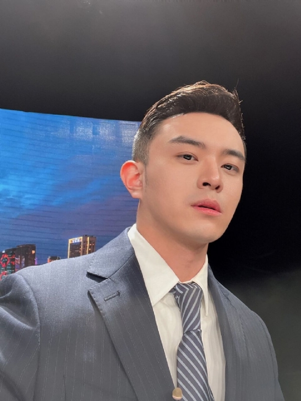韩哥的第二张照片--大连相亲服务中心