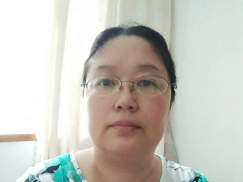 雨中漫步的第二张照片--大连相亲服务中心