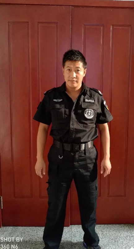 郭不凡的第一张照片--大连相亲服务中心
