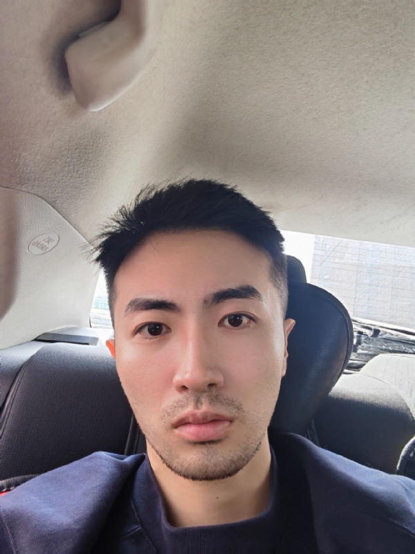 银角大王的第一张照片--大连相亲服务中心