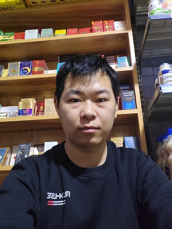 路途中的暖风的第一张照片--大连相亲服务中心
