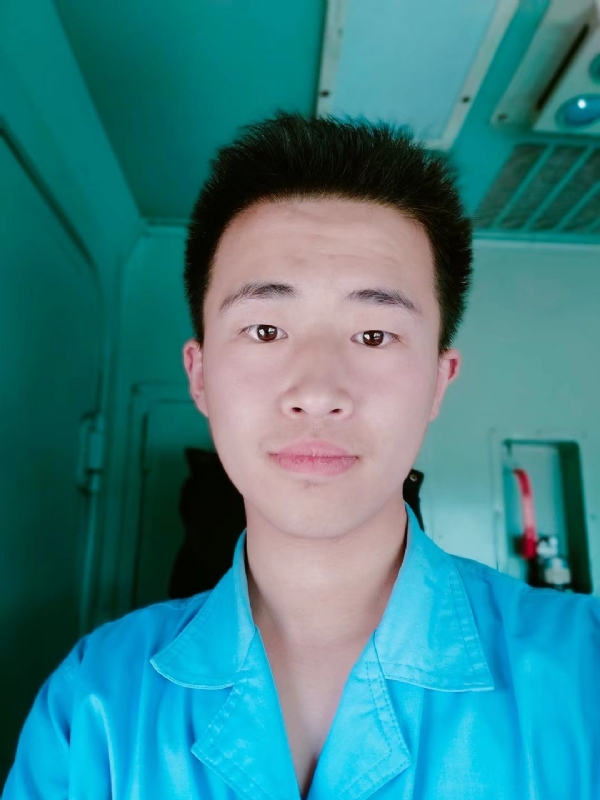 生而为人的第一张照片--大连相亲服务中心