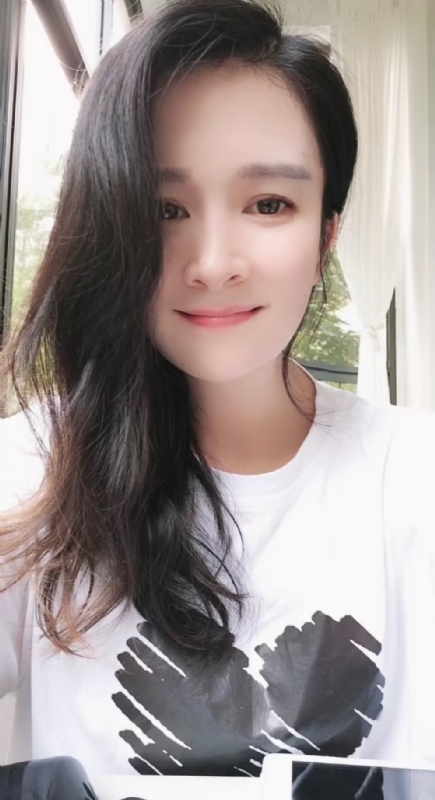 晨曦的第一张照片--大连相亲服务中心