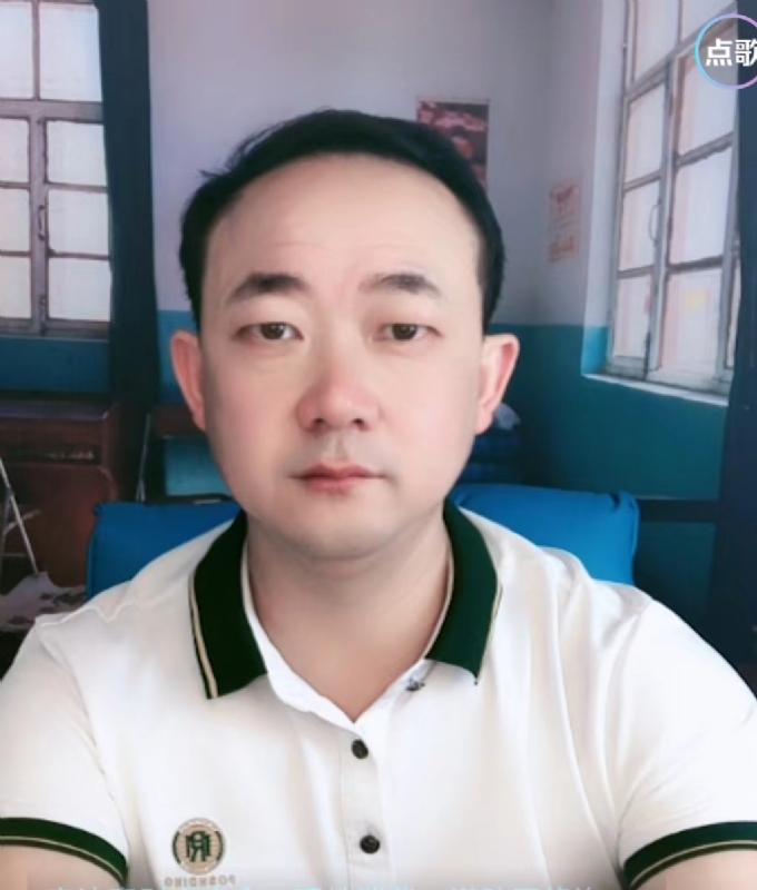 成秀才的第一张照片--大连相亲服务中心