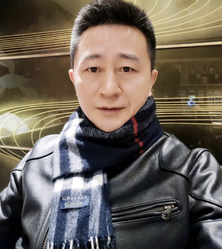 情到深处的第一张照片--大连相亲服务中心