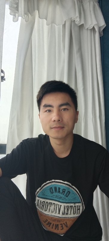 叶秋的第一张照片--大连相亲服务中心
