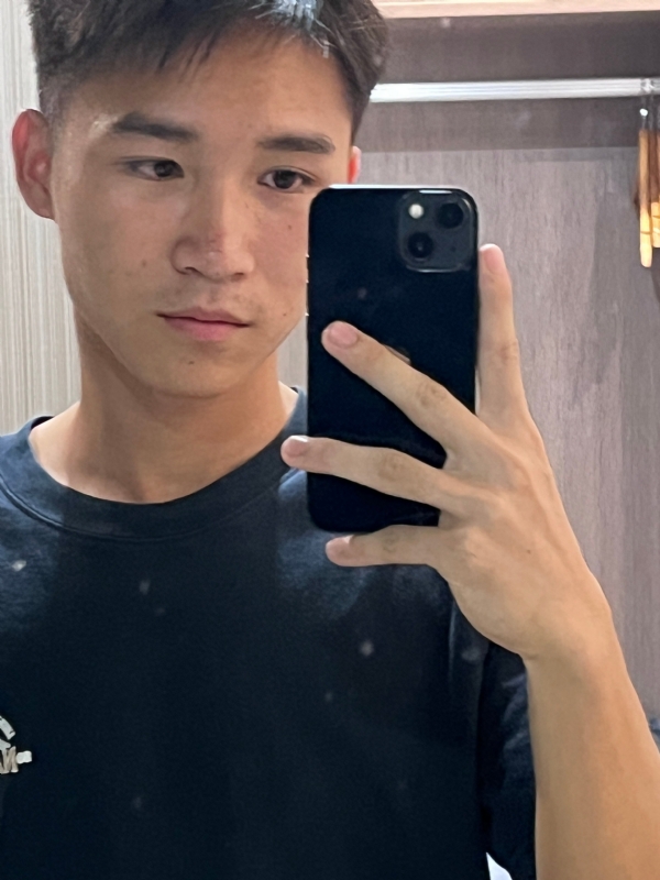画家的第一张照片--大连相亲服务中心
