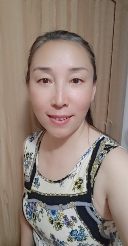 晓琴的第一张照片--大连相亲服务中心