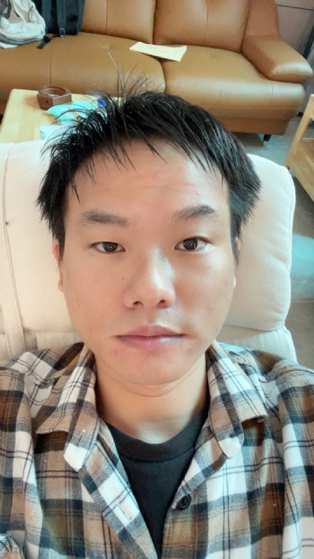 向日葵的第二张照片--大连相亲服务中心