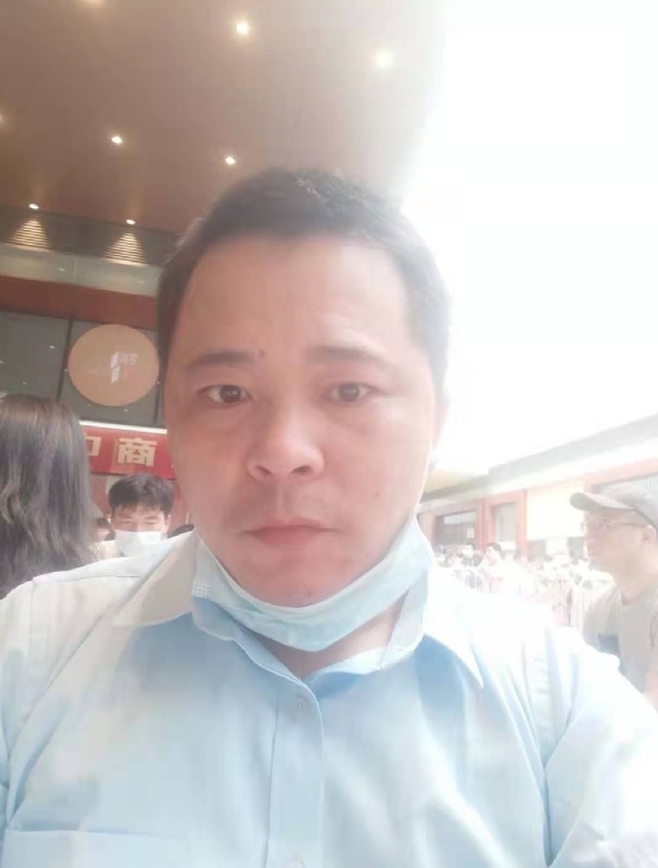 l蓝莲的第一张照片--大连相亲服务中心