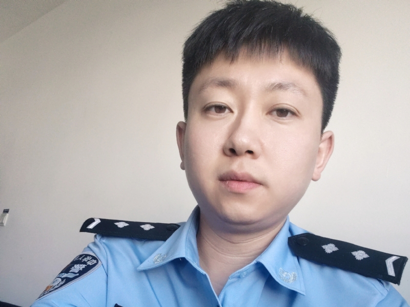 峻仔的第一张照片--大连相亲服务中心