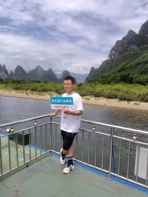 决胜时刻的第一张照片--大连相亲服务中心
