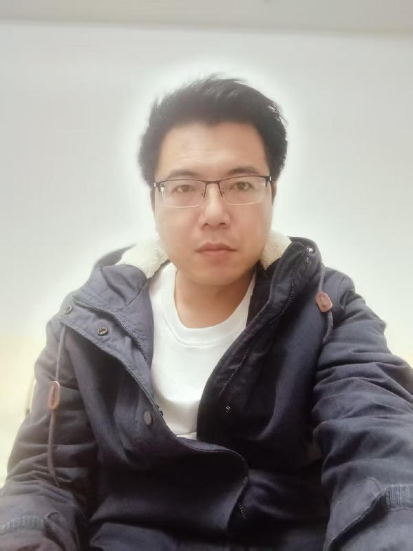 大哥哥的第一张照片--大连相亲服务中心