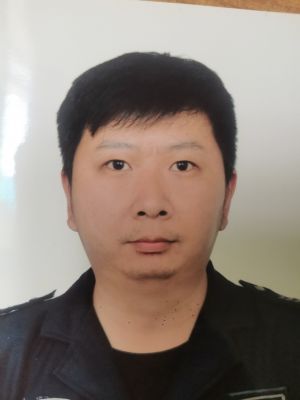 吕嘉的第一张照片--大连相亲服务中心