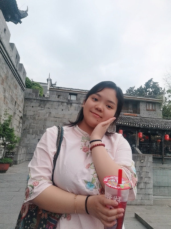 敏兮小沫的第三张照片--大连相亲服务中心