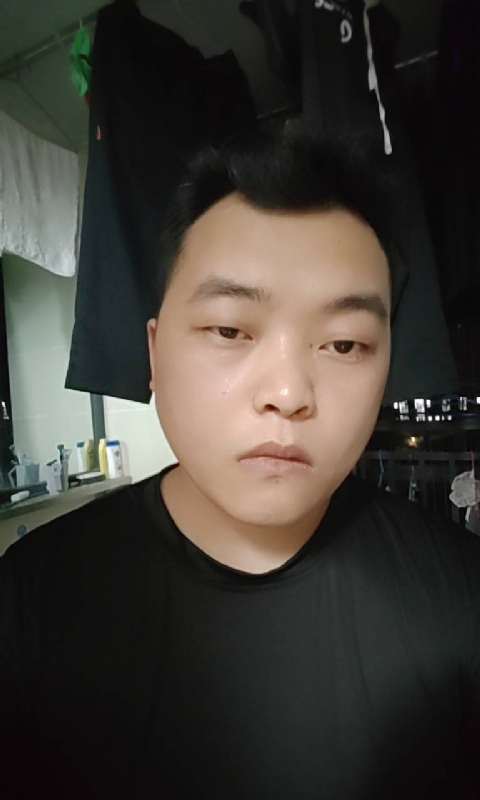 pu往事随风的第一张照片--大连相亲服务中心
