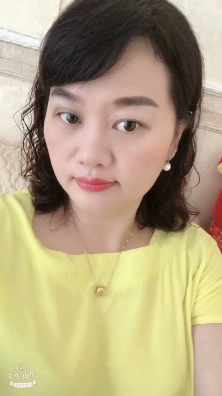 微笑的第一张照片--大连相亲服务中心