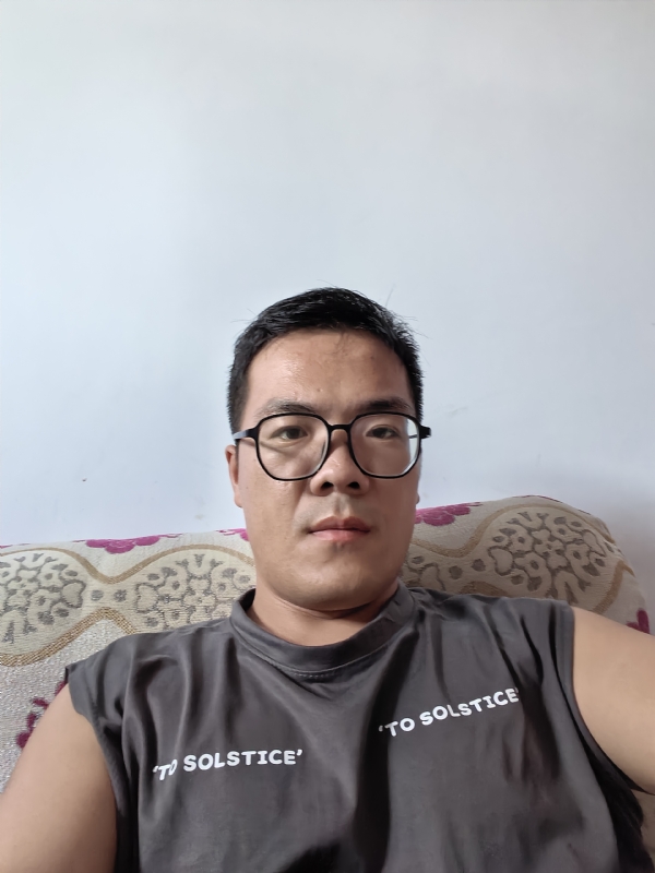 卫TF的第三张照片--大连相亲服务中心